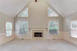 1355 Woodland Lake Dr, Snellville, GA 30078 - Photo 11