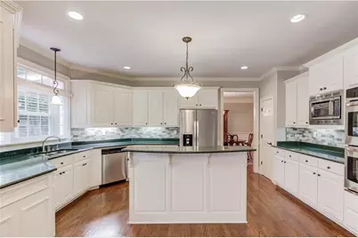 1355 Woodland Lake Drive, Snellville, GA 30078 - Photo 15