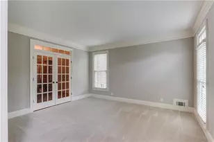 1355 Woodland Lake Dr, Snellville, GA 30078 - Photo 7