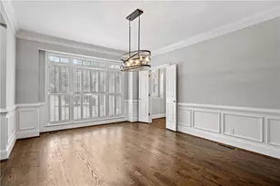 8900 River Trace Dr, Johns Creek, GA 30097 - Photo 7