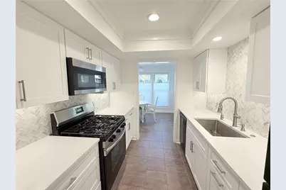 3001 Canyon Point Circle, Roswell, GA 30076 - Photo 7