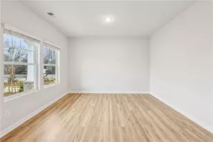 3604 Squires Pk Ln, Loganville, GA 30052 - Photo 15