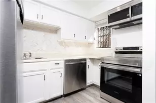 3232 Abbeywood Dr, Decatur, GA 30034 - Photo 3