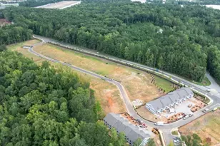 5979 Skylar Dr, Atlanta, GA 30336 - Photo 35