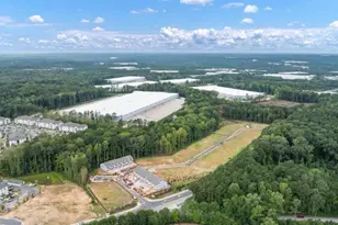 5985 Skylar Dr, Atlanta, GA 30336 - Photo 77