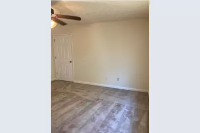 6102 Fairington Club Drive, Lithonia, GA 30038 - Photo 9