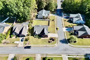 5253 Haverford Run Dr NW, Lilburn, GA 30047 - Photo 9