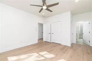 2184 Crestview Dr, Brookhaven, GA 30319 - Photo 11