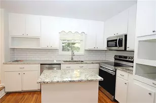 1033 Sandalwood Dr, Lawrenceville, GA 30043 - Photo 7