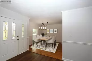 1033 Sandalwood Dr, Lawrenceville, GA 30043 - Photo 5