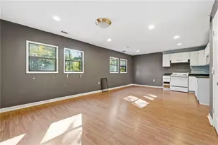 4170 Hurt Bridge Ct, Cumming, GA 30028 - Photo 33