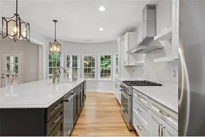 210 Aerie Court, Sandy Springs, GA 30350 - Photo 7