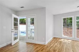 210 Aerie Ct, Sandy Springs, GA 30350 - Photo 25