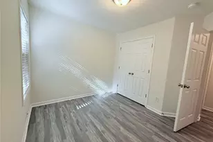 1593 Little Creek Dr, Lawrenceville, GA 30045 - Photo 11