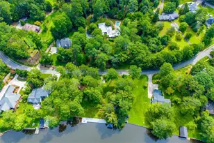 223 N Lakeshore Dr N, Carrollton, GA 30117 - Photo 3