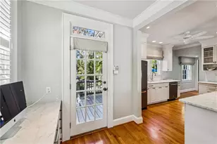 4220 Club Dr NE, Atlanta, GA 30319 - Photo 23