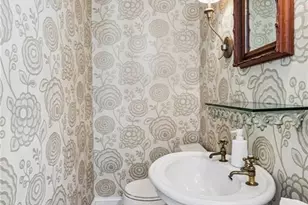 4220 Club Dr NE, Atlanta, GA 30319 - Photo 27