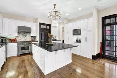 2636 Dobbs Circle NW, Atlanta, GA 30327 - Photo 11