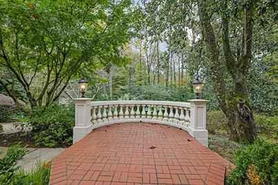 2636 Dobbs Circle NW, Atlanta, GA 30327 - Photo 53