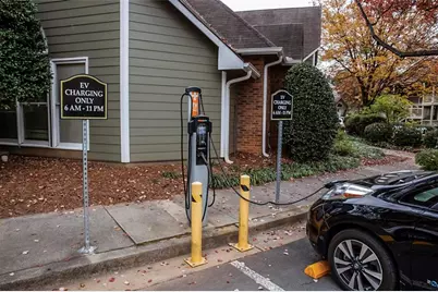 1015 McGill Park Avenue NE, Atlanta, GA 30312 - Photo 19