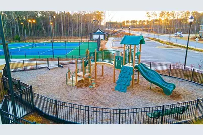 250 Sandy Oak Drive, Loganville, GA 30052 - Photo 11