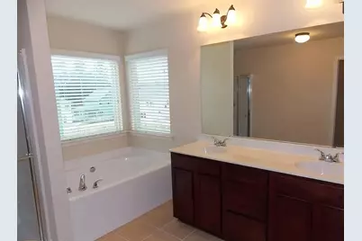 2148 Baywood Tree Lane, Snellville, GA 30078 - Photo 9