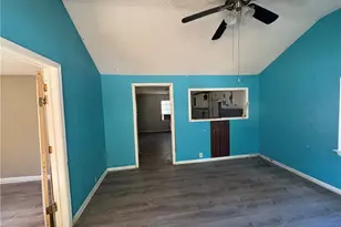 267 E Broad St, Newnan, GA 30263 - Photo 5