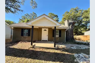 267 E Broad Street, Newnan, GA 30263 - Photo 1