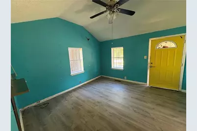 267 E Broad Street, Newnan, GA 30263 - Photo 3