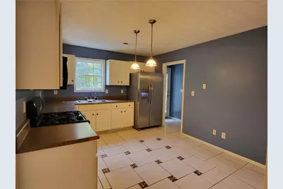 556 Creekstone Drive, Jonesboro, GA 30236 - Photo 3