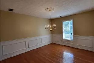 556 Creekstone Dr, Jonesboro, GA 30236 - Photo 5