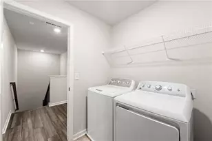 221 Matson Run SW, Mableton, GA 30126 - Photo 15