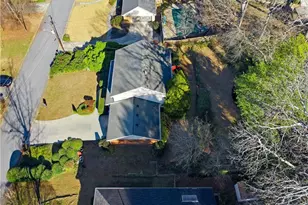 2983 Huntshire Pl, Atlanta, GA 30340 - Photo 23