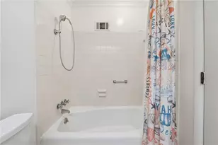 3318 Stonecrest Ct, Chamblee, GA 30341 - Photo 11