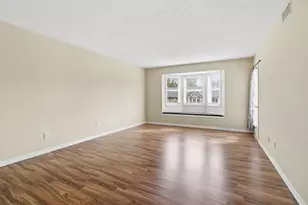 6851 Roswell Rd, Sandy Springs, GA 30328 - Photo 5