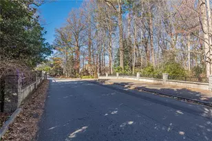 547 Elmwood Dr NE, Atlanta, GA 30306 - Photo 125