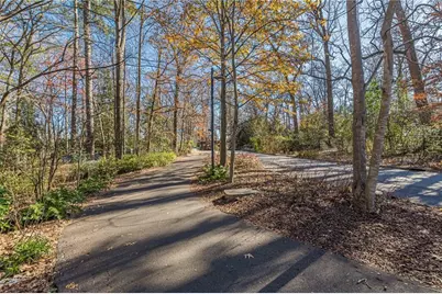 547 Elmwood Drive NE, Atlanta, GA 30306 - Photo 131