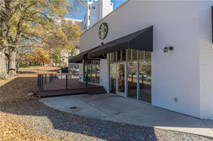 547 Elmwood Dr NE, Atlanta, GA 30306 - Photo 57