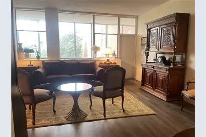 3060 Pharr Court North NW #417, Atlanta, GA 30305 - Photo 7