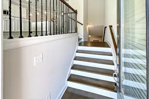 4129 Townsend Ln, Dunwoody, GA 30346 - Photo 3