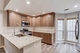 1605 Watercrest Cir, Lawrenceville, GA 30043 - Photo 3