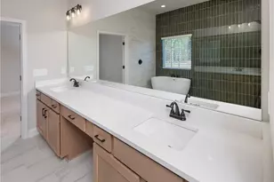 904 Bessie Ct, Loganville, GA 30052 - Photo 19