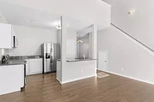 556 Maggie Ln, Jonesboro, GA 30238 - Photo 5