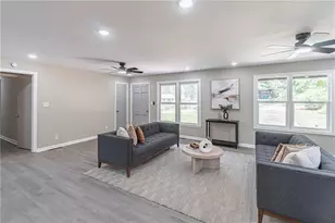 1523 Delia Dr, Decatur, GA 30033 - Photo 5