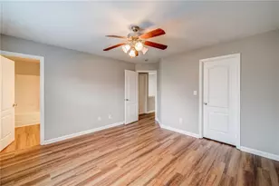 137 Cypress Ct, Canton, GA 30115 - Photo 33