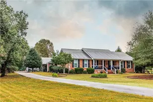 1021 Broughton Ln, Newborn, GA 30056 - Photo 43
