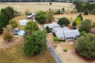 1021 Broughton Ln, Newborn, GA 30056 - Photo 77