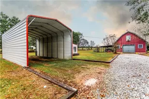 1021 Broughton Ln, Newborn, GA 30056 - Photo 53