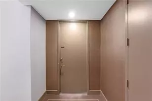 2575 Peachtree Rd NE, Atlanta, GA 30305 - Photo 3