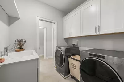 2045 Bellrick Road NW, Atlanta, GA 30318 - Photo 33